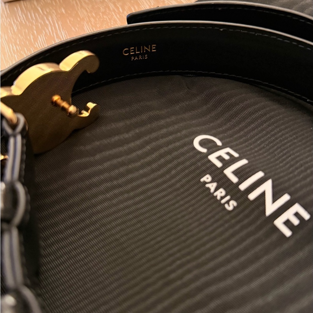 Celine Triomphe Belt in Black Size 75 - Picture 6 of 9